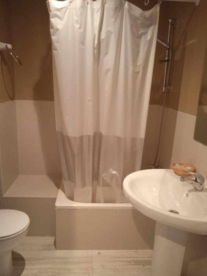 Hotel Pisuerga 普罗阿萨 外观 照片